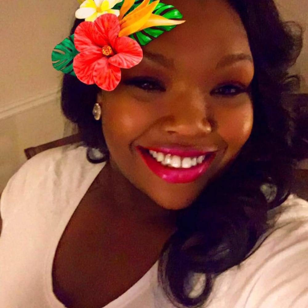 Meet your Posher, Demi